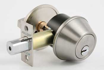 Замок Masterlock Deadbolt.