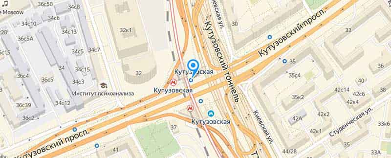 Метро Кутузовская.