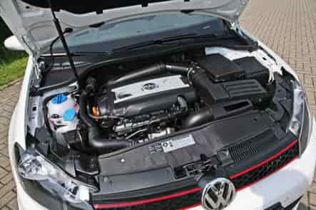 Открыть капот Golf 6