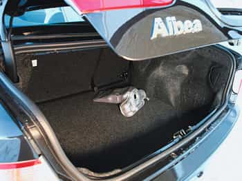 Открыть багажник Fiat Albea