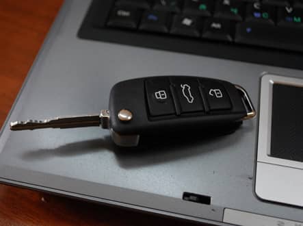 Открыть дверь Hyundai i40