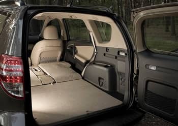 Открыть багажник Toyota