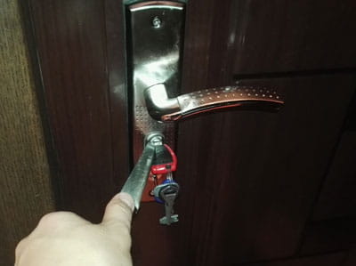 Сломанный ключ.