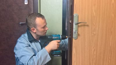 Ремонт замка Кале.